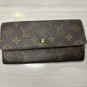 Louis Vuitton Sarah Wallet AUTH
